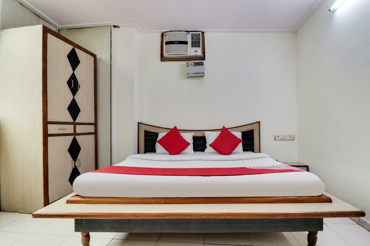 Oyo 45398 Kunal Hotel Etāwah Exterior foto